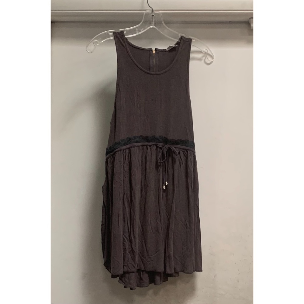 POL Charcoal Sleeveless Crochet Trimmed Babydoll Tunic Top - Picture 8 of 10